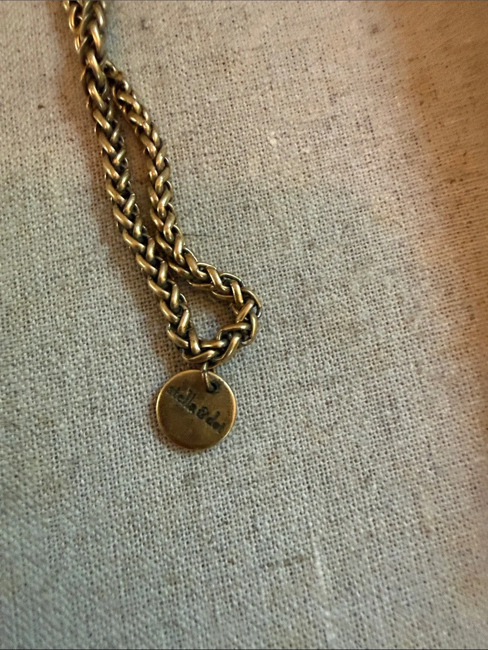 Stella & Dot elegant gold